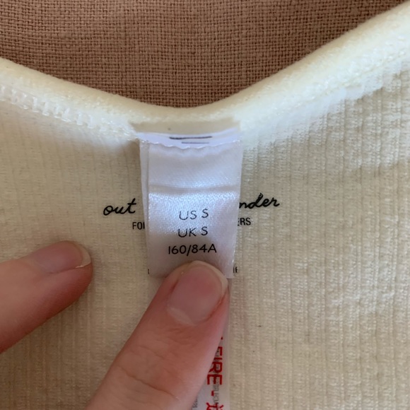 Urban Outfitters cropped ribbed tank - Picture 3 of 3